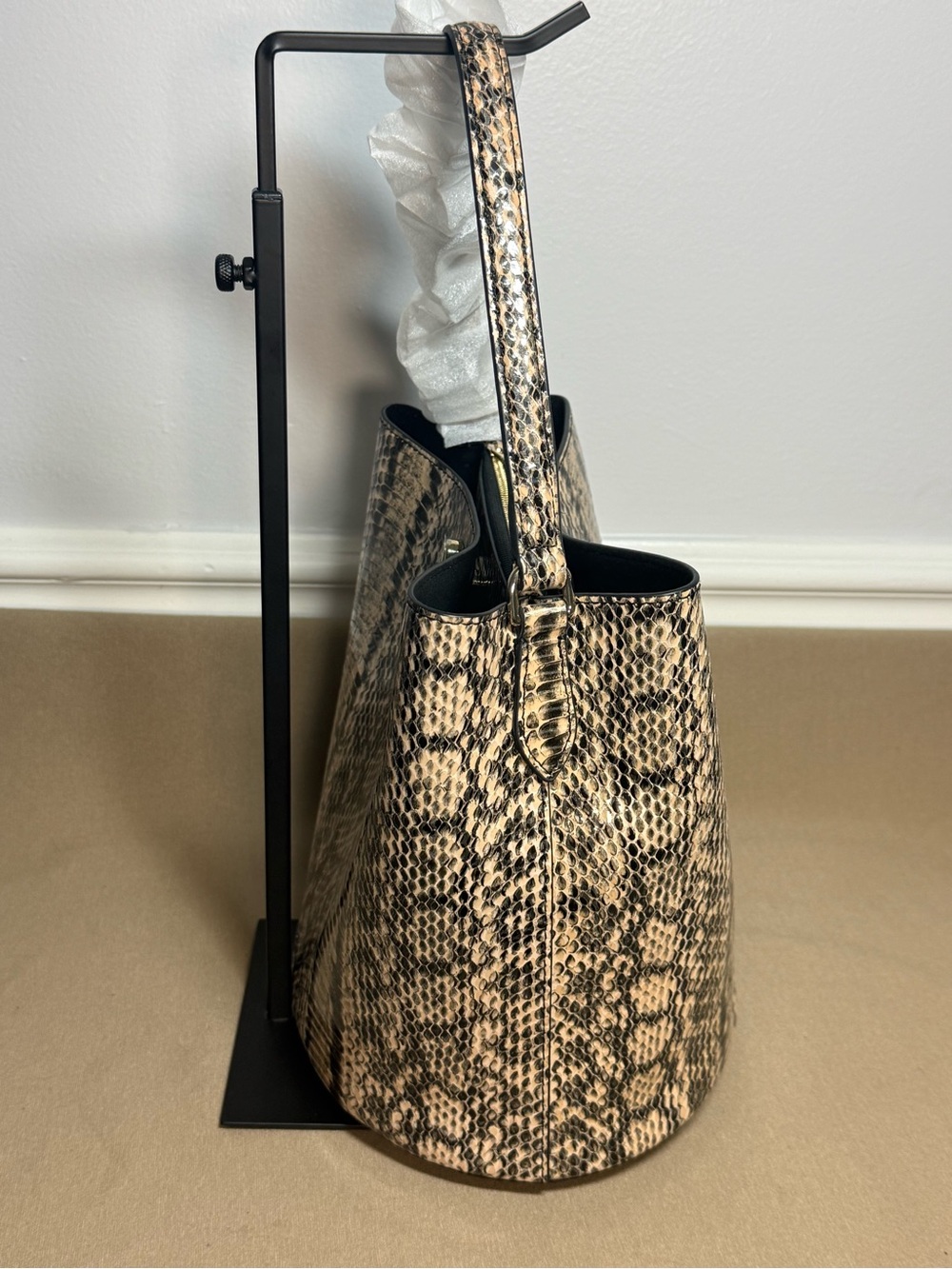NWT Furla Danae Python Embossed Leather Bucket Bag - cappuccino - Picture 4 of 8